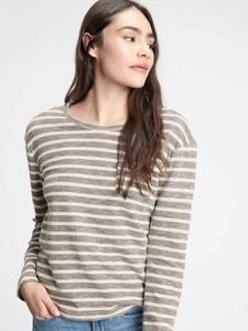 GAP Crew-Neck Long Sleeve Relaxed Pocket T-Shirt-Blk/Off Wht Stripe-Women's S - Picture 1 of 6