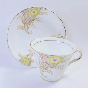 Colclough Tea Cup & Saucer Bone China Yellow/Pink Flowers Gilt Edge England 6590 - Picture 1 of 10
