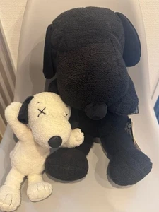 KAWS x UNIQLO Snoopy Plush Toy Set Black White S M New Tags - Picture 1 of 5
