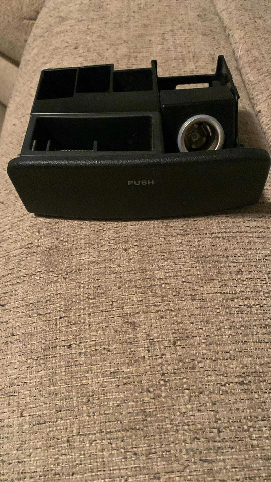 2007 2008 2009 KIA SPECTRA CENTER CONSOLE ASHTRAY COMPARTMENT BOX LIGHTER - Image 1 of 3