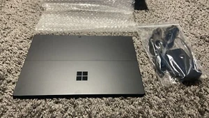 Surface Pro 7 - 12,3" Touchscreen - 512GB SSD - Mattschwarz - Bild 1 von 7