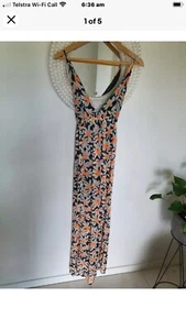 White closet 10 Summer Dress - Picture 1 of 5