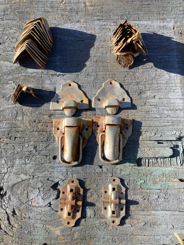 Reclaimed Vintage Trunk Hardware 28 pieces Cover