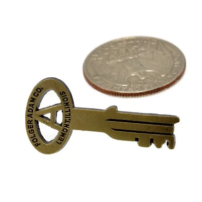 Folger Adams Like CO Oficial de Correcciones Solapa Pin Tie Tac Carcelero Prisiones BOP Foto 1 de 3