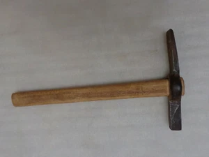 Vintage Soviet Pick Axe Hammer CCCP Iron Head Mattock Hoe Grub Pickaxe Hand Tool - Picture 1 of 12