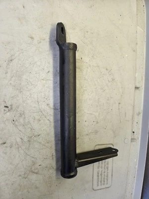 06 - 23 2023 Kawasaki Vulcan VN900D VN900 quadro inferior traseiro suporte transversal - Imagem 1 de 2