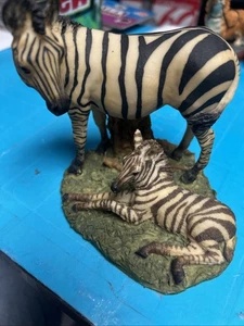 Crown Staffordshire England, Zebra & ihr Fohlen. Handbemalt, England - Bild 1 von 6