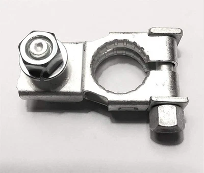 Terminal positivo de batería genuina Toyota para RAV4 ASA42 2009-2018 90982-05061 Foto 1 de 3