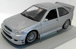 UT MODELS 1/18 - 22706 FORD ESCORT COSWORTH WRC STREET SILVER CAR - SILVER - Picture 1 of 5