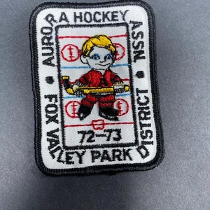 Parche bordado vintage Aurora Hockey Assn Fox Valley Park District 1972-73 - Imagen 1 de 4