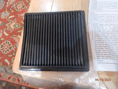 Filtro de aire K&N 33-2399; 2007-2013 Infinti G37, Nissan 350Z/370Z, Suzuki Foto 1 de 4