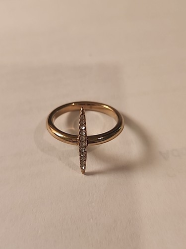 Anello Michael Kors Brilliance Matchstick Pavimentazione Cristallo Minimalista Tono Oro