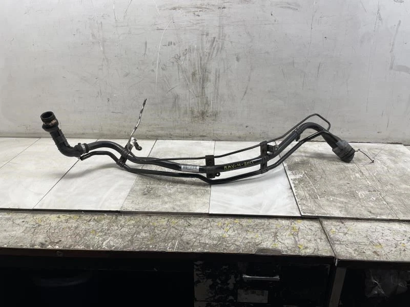 2011 TOYOTA RAV4 FUEL FILLER NECK OEM+ - Image 1 of 4