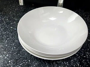 Maxwell Williams White Basics GROSSE MÜSLISCHALEN/PASTASCHALEN X 4 - Bild 1 von 3