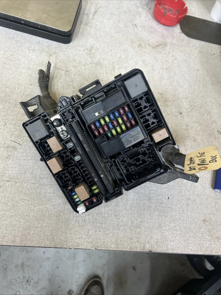 Модуль реле коробки предохранителей коробка предохранителей 2016-2017 Hyundai Sonata 6423-0102-7-000 BJOSB - Изображение 1 из 4