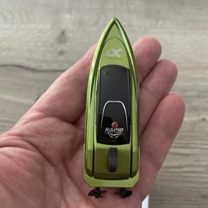 RC Boot Speedboot Ferngesteuertes Rennboot 2,4GHz 5km/h Doppelmotor Spielzeug - Bild 1 von 4