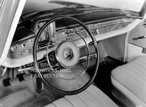 Mercedes-Benz 220 S Innenausstattung 1959 W 111 Limousine Modellserie Foto - Bild 1 von 1