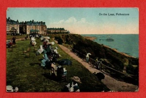 1919 postcard ON THE LEAS Folkstone KENT UK (M Cooper 13) umbrella beach pier - Imagen 1 de 3