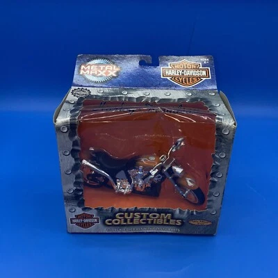 Harley-Davidson 1:17 Metal MAXX Customs FXSTD Softail Deuce Orange - Image 1 of 4
