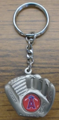Винтажный оловянный бейсбольный брелок в форме ручной перчатки MLB California Angels - Изображение 1 из 2