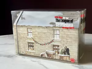 Very Rare Vintage The League Of Gentlemen Local Shop Tin Gift Set + Xmas Video - Picture 1 of 16