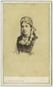 CDV 1870-80 Charles Reutlinger. La marquise d'Aoust en tenue orientale. Opéra ? - Imagen 1 de 2