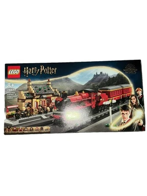 LEGO Harry Potter (76423) - Hogwarts Express & Hogsmeade Station  - Brand New - Image 1 of 4