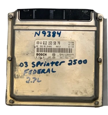 2002 - 2003 Dodge Sprinter 2500 3500 ECM computador ECU OEM 6121535879 - Imagem 1 de 4
