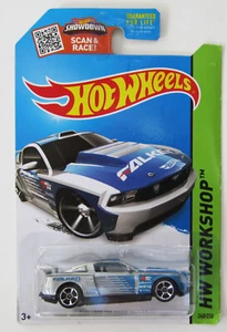 Hot Wheels Custom '12 Ford Mustang 2015 NEW Near-Mint 2012 Silver HW Workshop - Picture 1 of 2