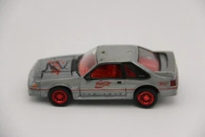 Máquinas M2 1/64 1988 FORD MUSTANG GT palabra virutas de pintura faltan piezas sueltas (S130) - Imagen 1 de 9