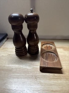 Vintage Knobler Wooden Salt And Pepper Shaker Set - Picture 1 of 14