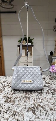 bolso bandolera love moschino Foto 1 de 4