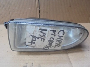 LUZ ANTINIEBLA DELANTERA LADO PASAJERO CHRYSLER PT CRUISER 2002-2004 - Imagen 1 de 4