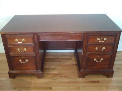 Custom made Georgian style mahogany desk. Classically gorgeous and functional. - Image 1 of 4