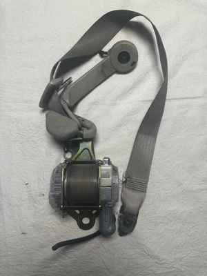 03-05 Infiniti G35 Coupe Front Left Driver Seat Belt Retractor Pretensioners OEM - Image 1 of 4