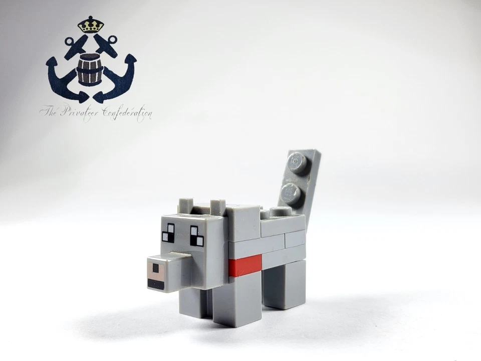 LEGO 2015 Minecraft Minifigure Gray Wolf Tamed Mob Red Collar minewolf01 21121 - Image 1 of 1