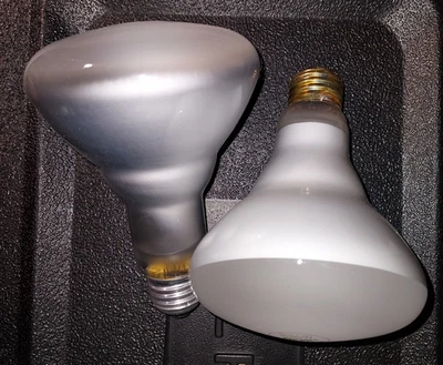 PHILIPS & FEIT 65W BR30 Indoor Flood Bulbs Standard Base - New - Image 1 of 4