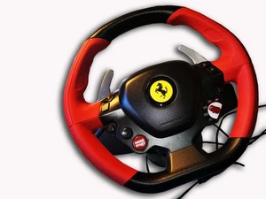 Thrustmaster Farrari 458 Spider Rennlenkrad-Pedale Set für PC - Bild 1 von 6