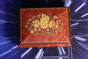 Reuge - Romance Wood Jewelry Music Box - Made in Italy - Music Still Works - Picture 1 of 13