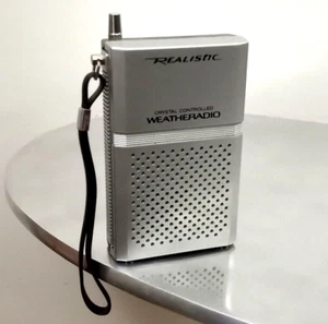 Vintage Realistic 9v Radio Shack Crystal Controlled Weather Radio 12-151A WORKS - Picture 1 of 9