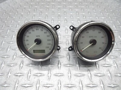 Harley-Davidson Street Glide FLHX 2009 velocímetro medidor medidor fabricante de equipos originales Foto 1 de 4