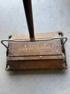 Vintage Antique Bissell's Grand Rapids Wood Carpet Sweeper Head And Stick - Picture 1 of 1