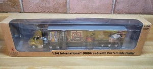 DCP First Gear 1:64 International 8600i Cab With Curtainside Trailer - Picture 1 of 3