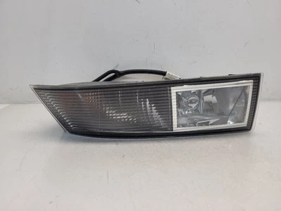 2007-14 Cadillac Escalade ESV Passenger Right Fog Light *Rock Chips*  - Image 1 of 4