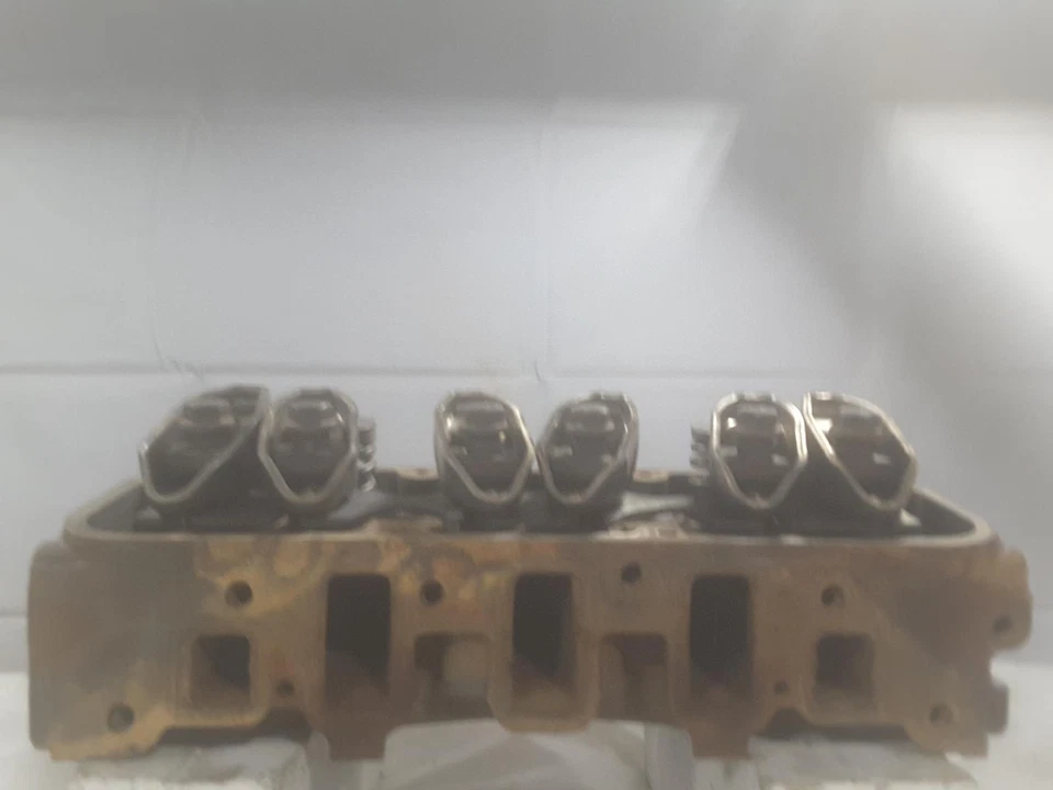 Used Engine Cylinder Head fits: 1991 Oldsmobile Ciera 6-231 3.8 Grade A - Изображение 1 из 4