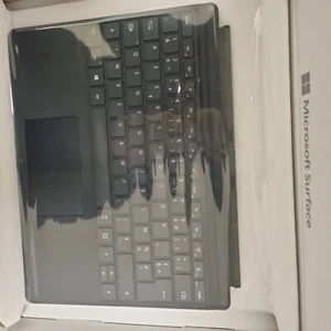 Microsoft Surface Pro Keyboard - 1905, French & Canada QWERTY, Black - Brand New - Picture 1 of 3