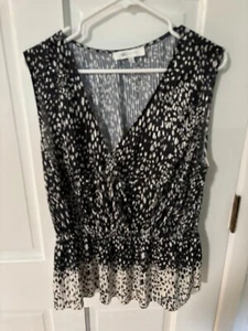 women's sleeveless v-neck pleated, elastic waist blouse FEVER size XL - Picture 1 of 2