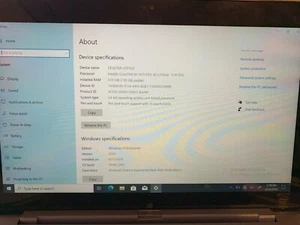 HP Elite X2 1011 G1 (256GB SSD; Intel Core M-5y71; 1.2GHz; 8GB) Laptop - Silver - Picture 1 of 5