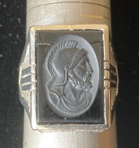 7.5 Gram 10K WHITE GOLD MEN RING CARVED ONYX ROMAN SOLDIER HEAD SIZE 9 repaired