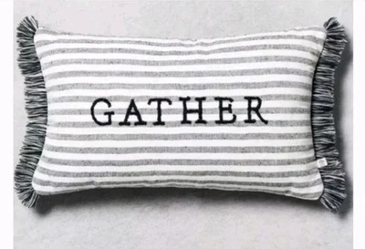 炉具和手木兰收集绿色格子条纹腰枕 12 英寸 x 19 英寸 — 第 1/4 张图片